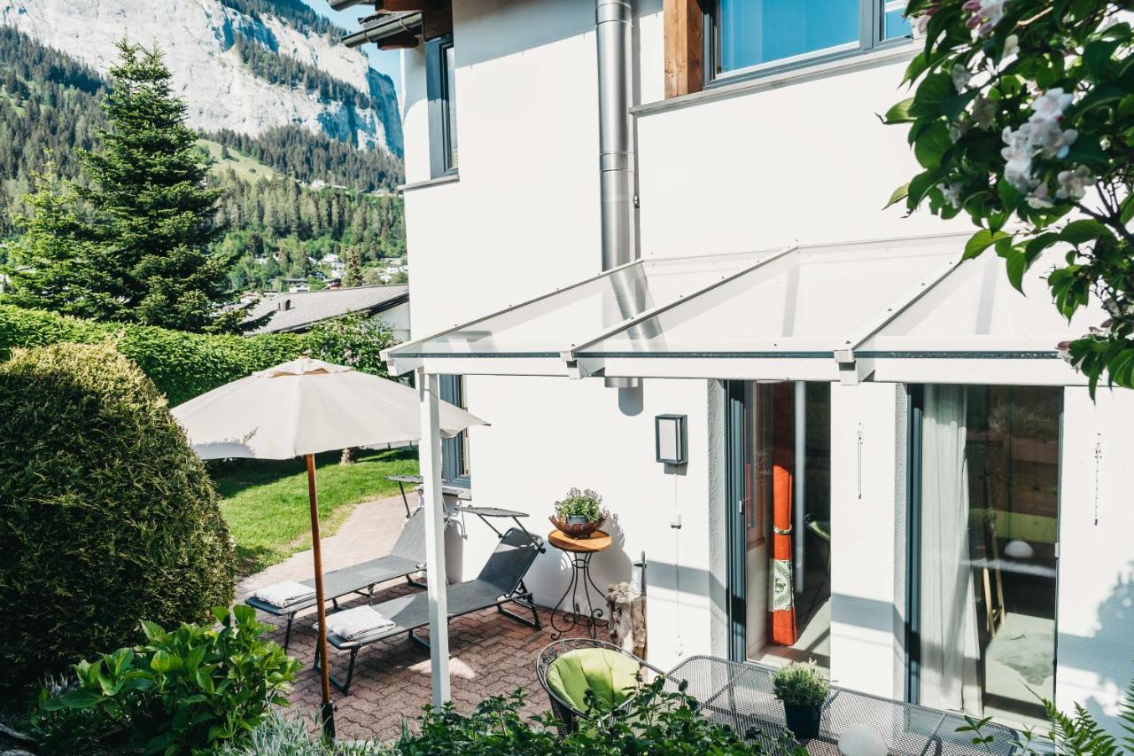 Charming 4 Bed Flat In Flims Leilighet Eksteriør bilde