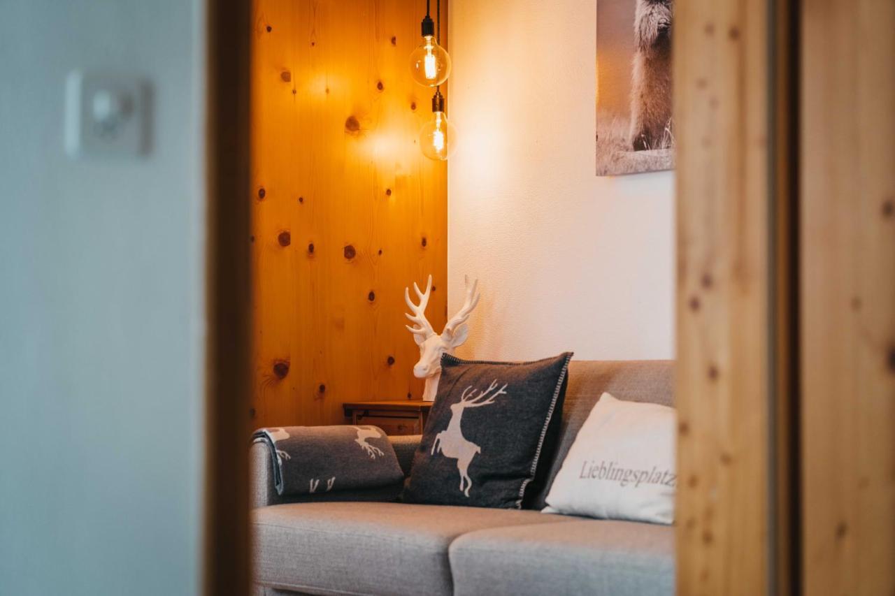 Charming 4 Bed Flat In Flims Leilighet Eksteriør bilde