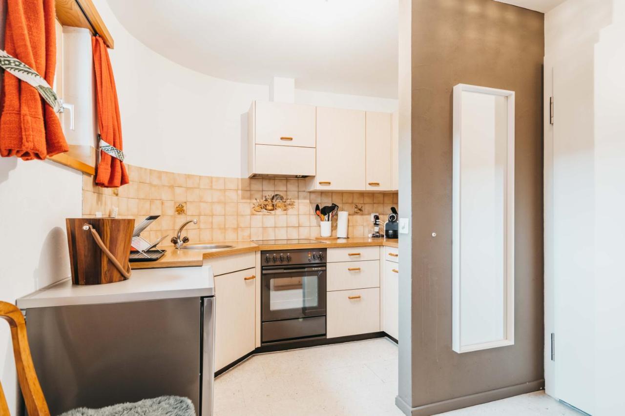 Charming 4 Bed Flat In Flims Leilighet Eksteriør bilde