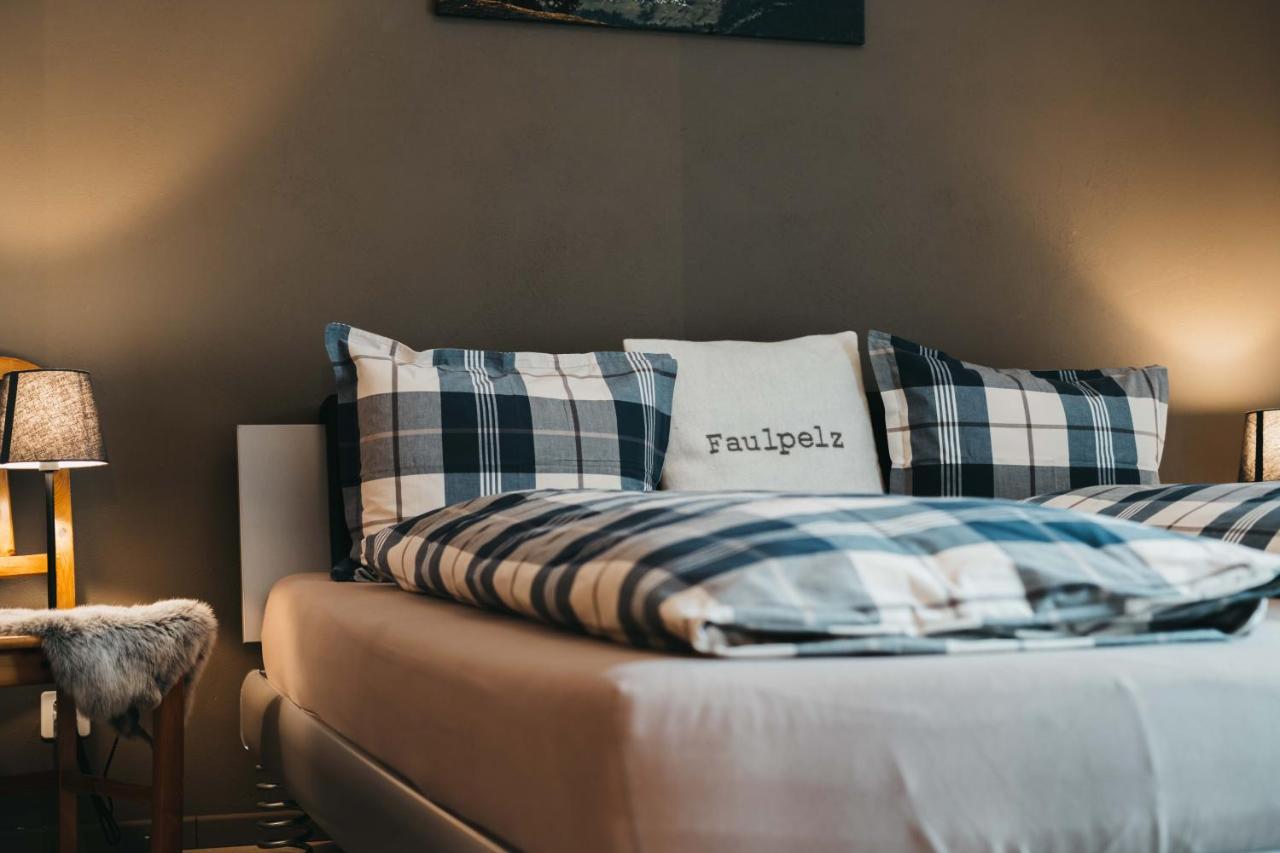 Charming 4 Bed Flat In Flims Leilighet Eksteriør bilde