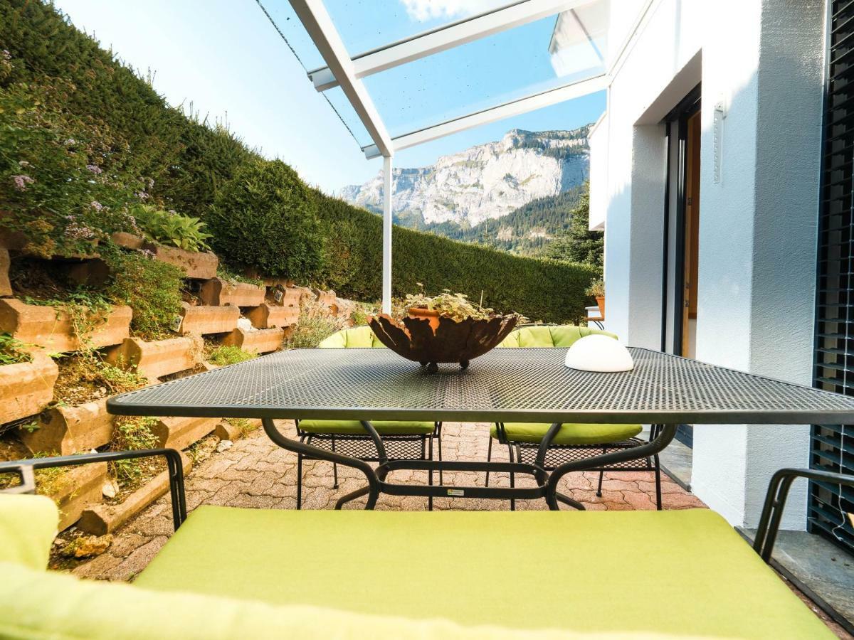 Charming 4 Bed Flat In Flims Leilighet Eksteriør bilde